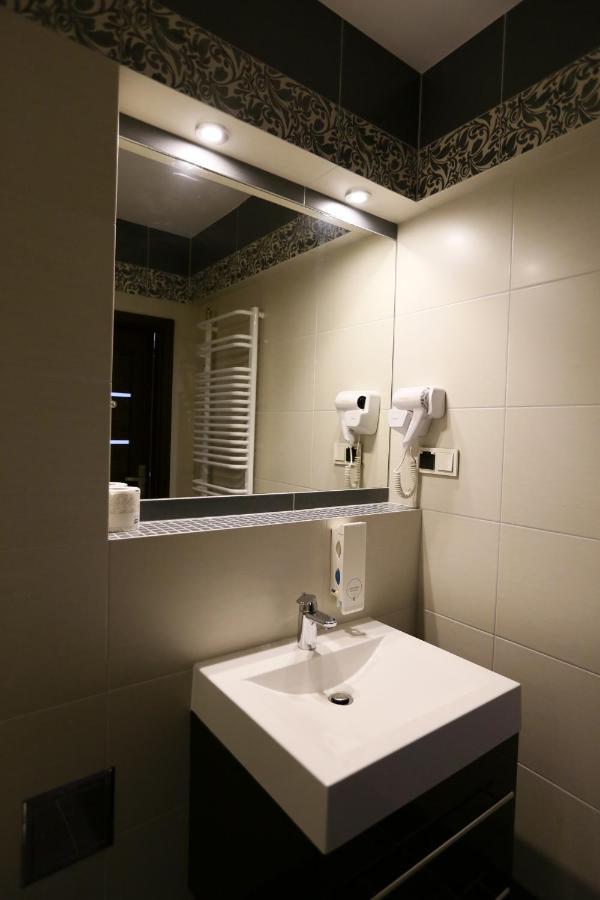 Hotel Fryderyk Ниса Екстер'єр фото